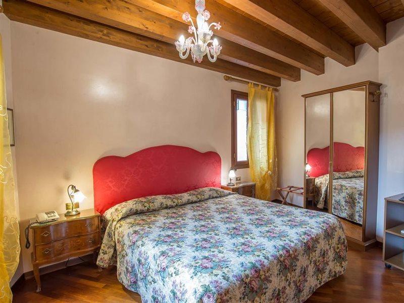 Hotel Piccola Fenice Venedig